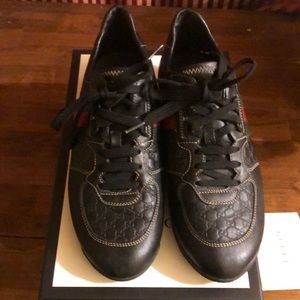 💯 % authentic women Guccissima Size 39 USA 9